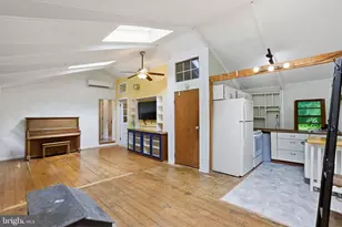 105 Rollison Rd, Harpers Ferry, WV 25425 - Photo 7