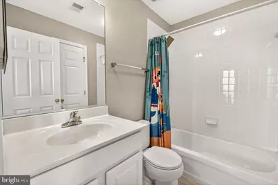 100 Davis Street, Charles Town, WV 25414 - Photo 35