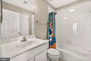 100 Davis St, Charles Town, WV 25414 - Photo 35