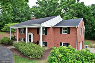 7627 Summit Point Rd, Charles Town, WV 25414 - Photo 7