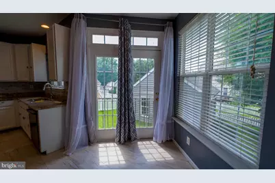 308 Braddock Street, Charles Town, WV 25414 - Photo 7