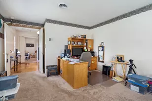16 Webhannet Dr, Charles Town, WV 25414 - Photo 9