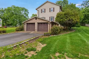 16 Webhannet Dr, Charles Town, WV 25414 - Photo 5