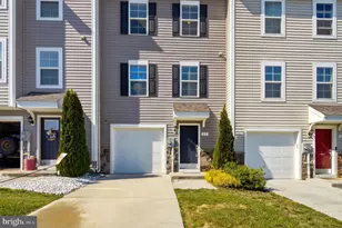 27 Tate Manor Dr, Charles Town, WV 25414 - Photo 1