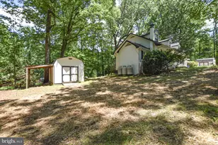 625 Gray Fox Rd, Harpers Ferry, WV 25425 - Photo 23
