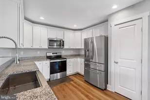 440 Naples Wy, Charles Town, WV 25414 - Photo 11