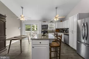 441 Palomino Pl, Charles Town, WV 25414 - Photo 17