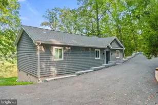 435 Lakeside Dr, Harpers Ferry, WV 25425 - Photo 55