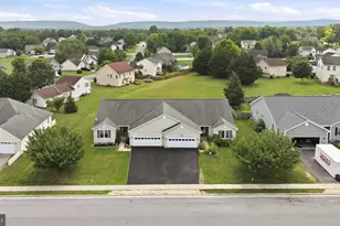 140 Peter Rabbit Dr, Ranson, WV 25438 - Photo 35