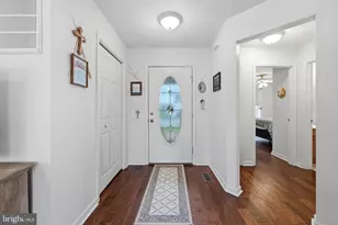 140 Peter Rabbit Dr, Ranson, WV 25438 - Photo 5