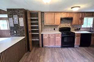185 Hunt Dr, Kearneysville, WV 25430 - Photo 3