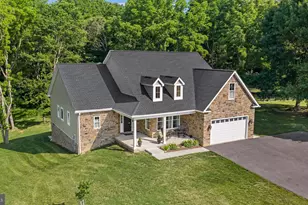 632 Eastland Dr, Charles Town, WV 25414 - Photo 1