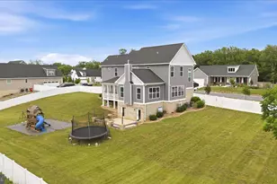 347 Moonstone Dr, Kearneysville, WV 25430 - Photo 3