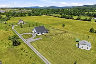 330 Majestic Ln, Charles Town, WV 25414 - Photo 71