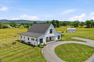 330 Majestic Ln, Charles Town, WV 25414 - Photo 69