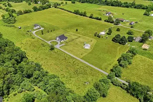 330 Majestic Ln, Charles Town, WV 25414 - Photo 73