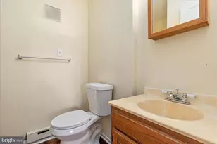 82 Pond Rd, Charles Town, WV 25414 - Photo 5