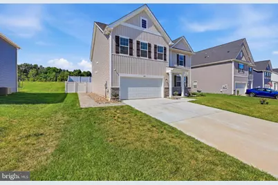 313 Atkinson Street, Shenandoah Junction, WV 25442 - Photo 3