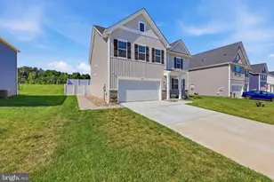 313 Atkinson St, Shenandoah Junction, WV 25442 - Photo 3