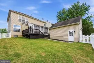 82 Braddock St, Charles Town, WV 25414 - Photo 43