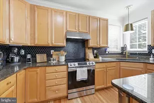 82 Braddock St, Charles Town, WV 25414 - Photo 19