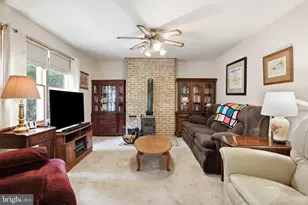 225 Mountain View Dr, Harpers Ferry, WV 25425 - Photo 7