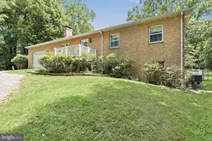 225 Mountain View Dr, Harpers Ferry, WV 25425 - Photo 5