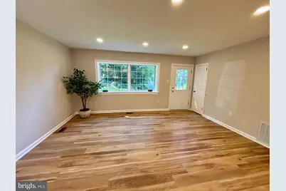 237 Oakridge Drive, Harpers Ferry, WV 25425 - Photo 3