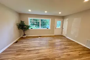 237 Oakridge Dr, Harpers Ferry, WV 25425 - Photo 3