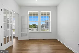 689 Lord Fairfax St, Charles Town, WV 25414 - Photo 11