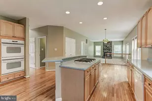 38 la Quinta Ct, Charles Town, WV 25414 - Photo 9