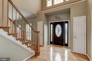 38 la Quinta Ct, Charles Town, WV 25414 - Photo 3