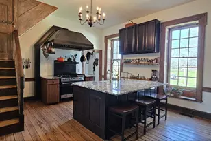 296 Piedmont Ln, Charles Town, WV 25414 - Photo 9