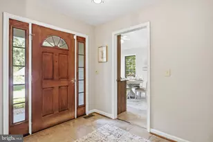 63 Hackberry Cir, Shepherdstown, WV 25443 - Photo 3