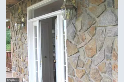 34 Niagara Way, Harpers Ferry, WV 25425 - Photo 3