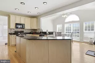183 Pebble Beach, Charles Town, WV 25414 - Photo 11