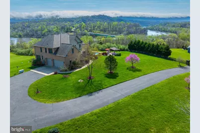 94 Falcon Ridge Drive, Charles Town, WV 25414 - Photo 13
