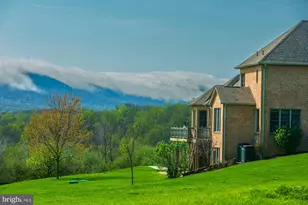 94 Falcon Ridge Dr, Charles Town, WV 25414 - Photo 19