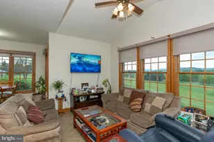 94 Falcon Ridge Dr, Charles Town, WV 25414 - Photo 59