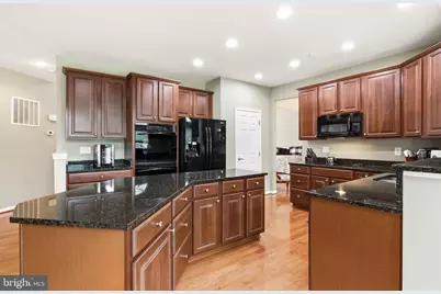262 Canal Way, Shepherdstown, WV 25443 - Photo 11