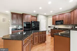 262 Canal Way, Shepherdstown, WV 25443 - Photo 11