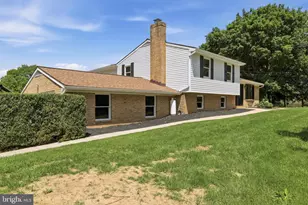 134 Pittsburg Ldg, Charles Town, WV 25414 - Photo 3