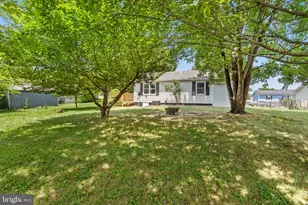 40 Beauregard Blvd, Charles Town, WV 25414 - Photo 3