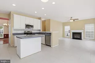 341 Bullskin St, Charles Town, WV 25414 - Photo 13