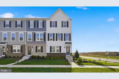475 Presidents Pointe Avenue #[461], Ranson, WV 25438 - Photo 1