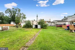 309 N Lawrence St, Charles Town, WV 25414 - Photo 21