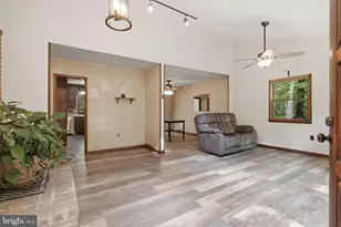 656 Kelly Dr, Harpers Ferry, WV 25425 - Photo 9