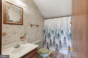 656 Kelly Dr, Harpers Ferry, WV 25425 - Photo 37