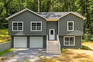 82 Shenandoah River Dr, Harpers Ferry, WV 25425 - Photo 1