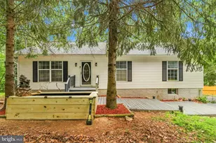 247 Maple Ridge Ln, Harpers Ferry, WV 25425 - Photo 3